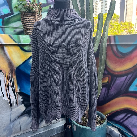 Young Fabulous & Broke Gray Sweater - Picture 12 of 15